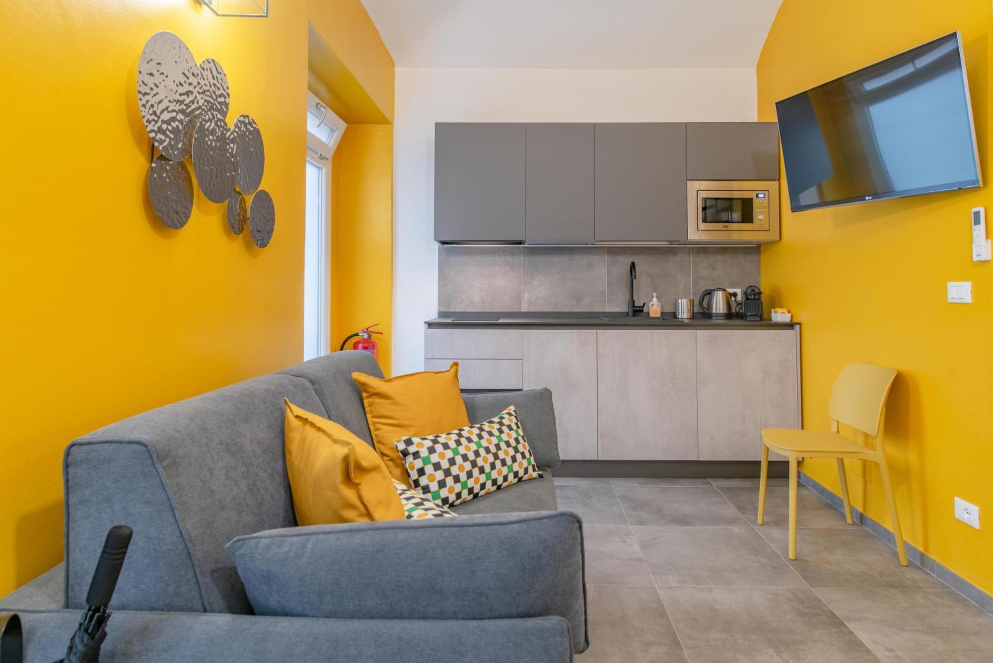 Casa Miro By Happyhostorino Apartment Exterior photo